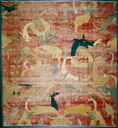 赤い地に幻想的な動物が描かれたカーペットの一部、ムガール帝国、158085年頃（綿と羊毛の山） 作： Indian School