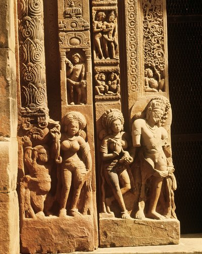 ヴィシュヌ神殿の入り口からの救済、西暦500年頃 作： Indian School