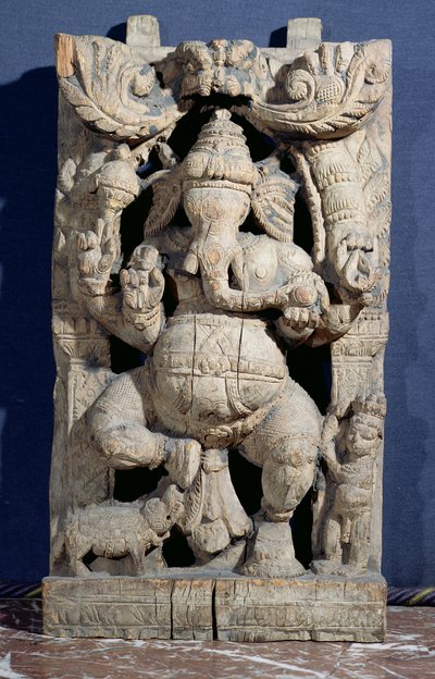 ガネーシュの即位像（木） 作： Indian School