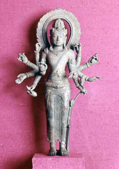 Avalokitesvara...仏教の神。ジャワ島の彫像、紀元前8世紀パリ、ギメ美術館 作： Indonesian