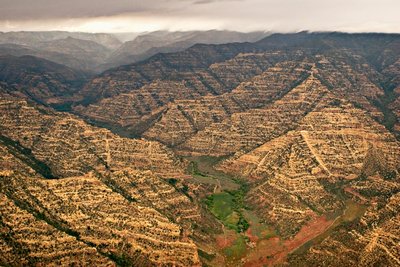 2005年、ユタ州レンジクリークの空撮（写真） 作： Ira Block