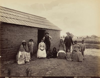 メキシコ人一家、カリフォルニア州サン・ファン・キャピストラーノ伝道所、1880年（写真） 作： Isaiah Taber
