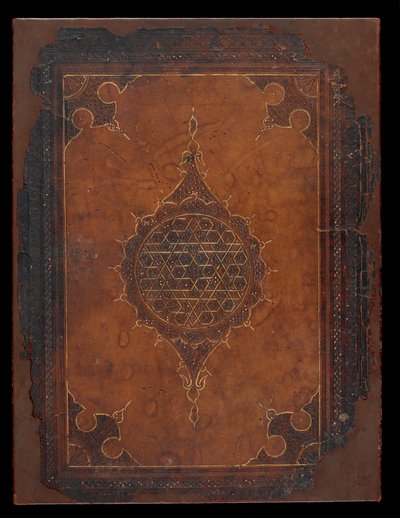 表紙、エジプトまたはシリア、マムルーク朝時代（台紙の上で革） 作： Islamic School