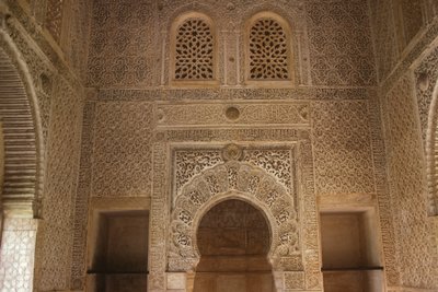 城の礼拝堂の内部 作： Islamic School