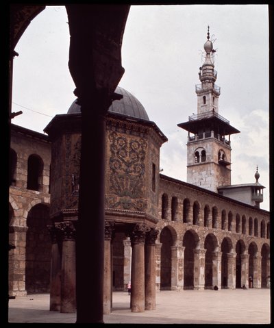 ダマスカスの大モスクとして知られるウマイヤド・モスク（写真 作： Islamic School