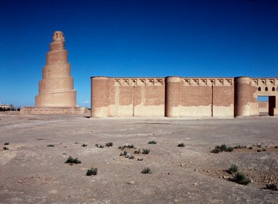 グレートモスクとそのミナレット、マルウィーヤの塔の眺め（847-852年 作： Islamic School