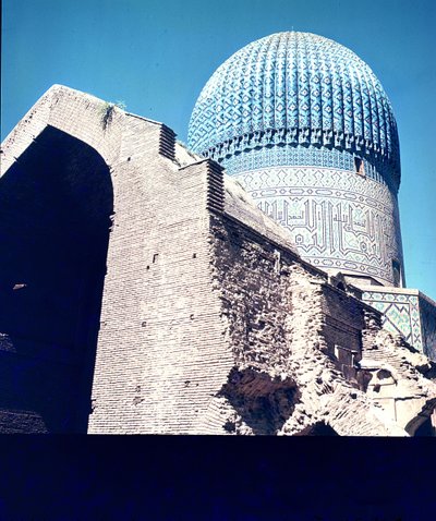 ドームの眺め、ティムール朝時代、1403年頃 作： Islamic School