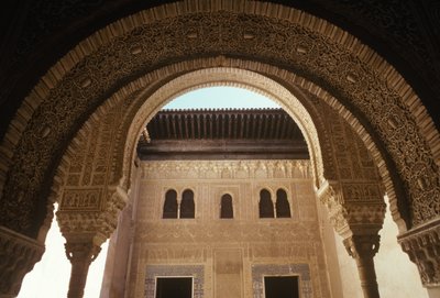 Mexuarパティオからの宮殿の眺め（249978も参照） 作： Islamic School