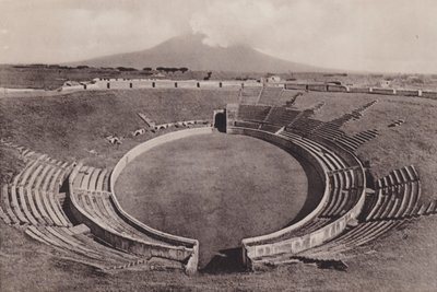 Anfiteatro, The Amphitheatre (白黒写真) 作： Italian Photographer