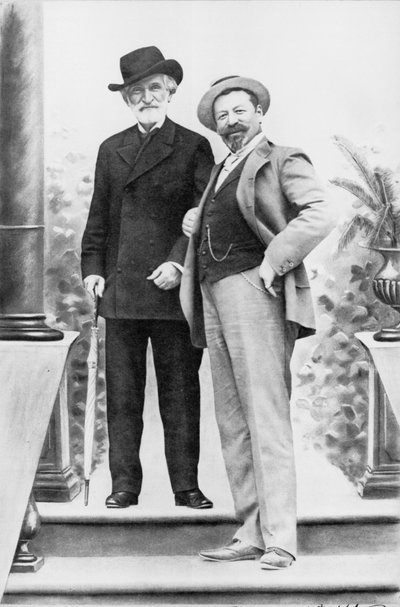 イタリアの作曲家ジュゼッペ・ヴェルディ（1813-1901）と、テノール歌手フランチェスコ・タマーニョ（1850-1905）が19世紀末にモンテカティーニで共演した。 作： Italian Photographer
