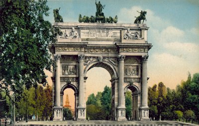 ミラノ / Milan: Arco della Pace（カラー写真） 作： Italian Photographer