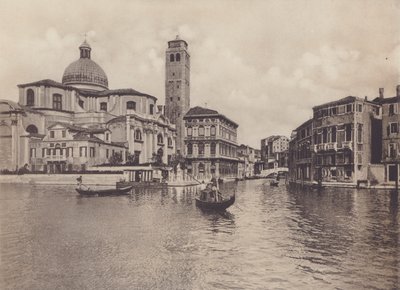 リオ・カンナレッジョとパラッツォ・ラビア（モノクロ写真 作： Italian Photographer