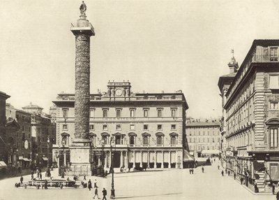 コロンナ広場 作： Italian Photographer