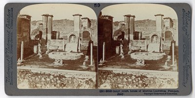 マーカスルクレティウスの家、ポンペイ、アンダーウッドトラベルライブラリ、1895年（セピア写真） 作： Italian Photographer