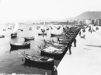 1920年頃、シチリア島パレルモ港 作： Italian Photographer