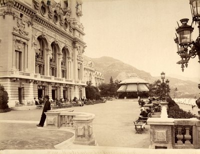 カジノ・オブ・モンテカルロの近くにある海辺のテラス（Monace 作： Italian Photographer