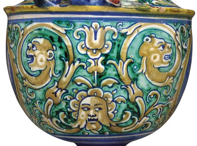 デルータマイオリカ2ハンドル式花瓶、c.1525-50 作： Italian School