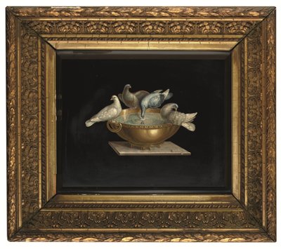 プリニウスの鳩を描いたローマ時代のマイクロモザイクの楯、19世紀後半（モザイク画） 作： Italian School
