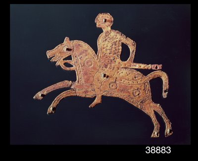 イタリア、サン・ピエトロ・スタビオ出土、紀元7世紀の装飾盾楯（金属製） 作： Italian School