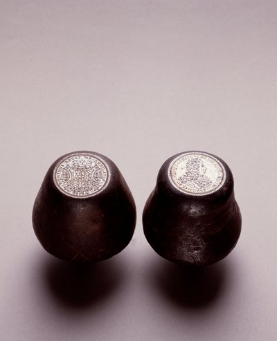 ナポリの銀製貨幣。チェーザレ・ミケランジェロ・ダバロス1706 直径4cm 個人蔵 作： Italian School
