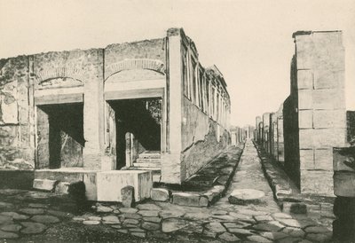 ユーマチアの建物そのまま（グラビア） 作： Italian School