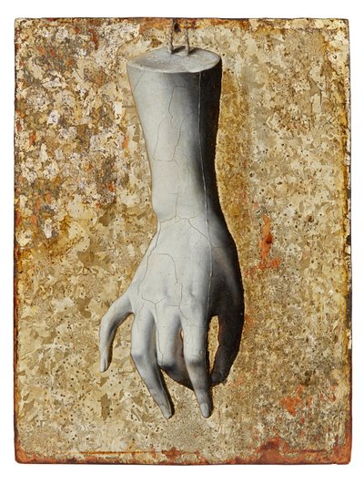 精巧に彫刻された女性の手の静物（パネルに油彩） 作： Italian School