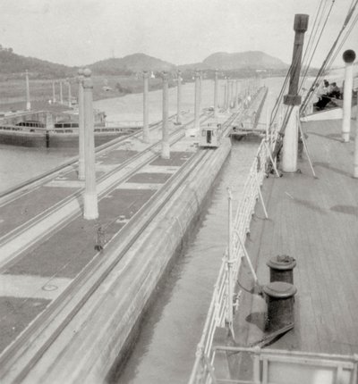 SS Orbita、パナマ運河、パナマ、20世紀 作： J. Dearden Holmes