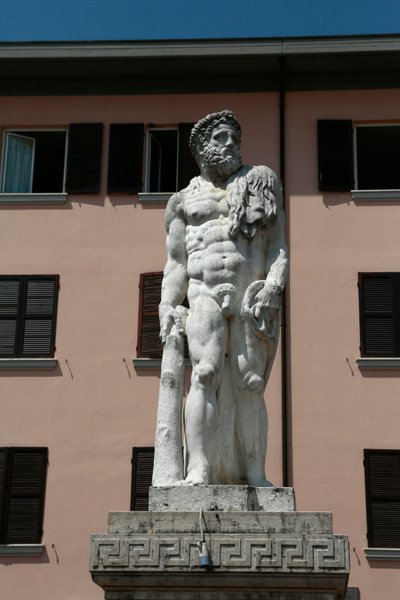 ヘラクレスの像 作： Jacopo Sansovino
