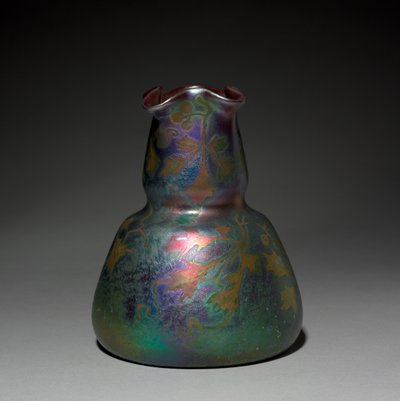 花瓶、ウェラー陶器、アメリカ製、1901-1907 作： Jacques Sicard