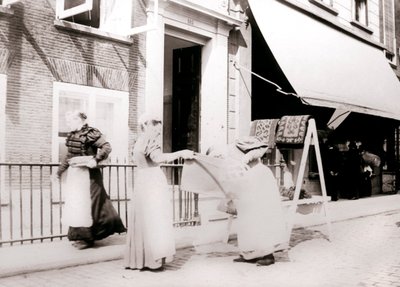 女性、オランダ、ロッテルダム、1898 作： James Batkin
