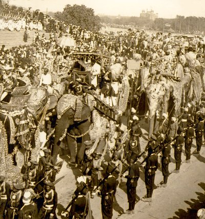 インド、デリーの大ダルバールの行列。1903年(写真) 作： James Ricalton