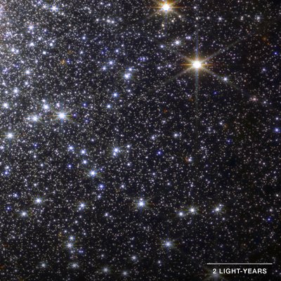 球状星団M92 (NIRCam詳細) 作： James Webb Space Telescope (NASA)