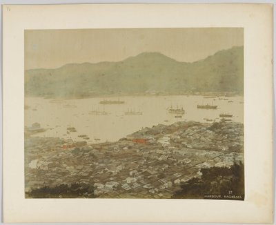 長崎の港（手彩色のモノクロ写真 作： Japanese Photographer