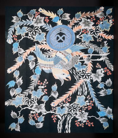 鳳凰・桐・水仙をモチーフにした布団地敷き布、木綿、藍染、顔料、墨 作： Japanese School