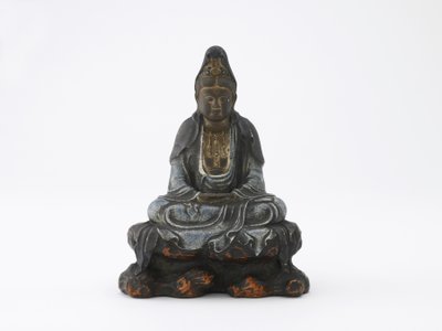 Image of seated Kannon, Kyoto, Kyoto-fu, Edo period or Meiji era (ceramic) 作： Japanese School