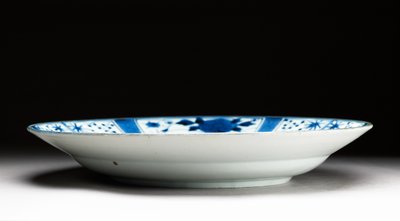 江戸時代の皿 作： Japanese School