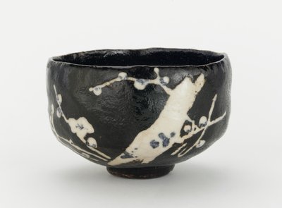 梅の花が咲く茶碗、京都、京都府、江戸時代（陶） 作： Japanese School