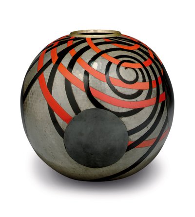 漆塗りのマルテレ・ピューター花瓶 1929年頃（漆塗りのピューター 作： Jean Dunand