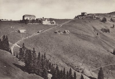 Hotel Rigi Staffel、電気 Arth Rigi Bahn (白黒写真) 作： Jean Gaberell
