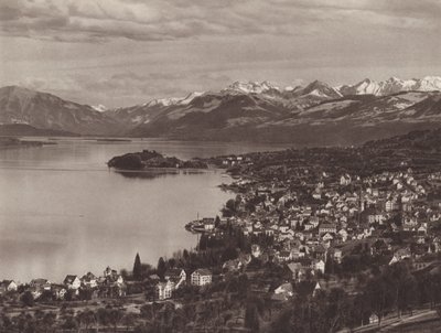 スイス: チューリッヒ湖、ホルゲン、Au、アルプス (白黒写真) 作： Jean Gaberell