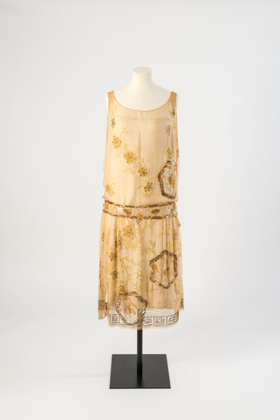 レモンイエローシルクシフォンビーズ刺繍イブニングドレス、1927年（シルク） 作： Jeanne Paquin
