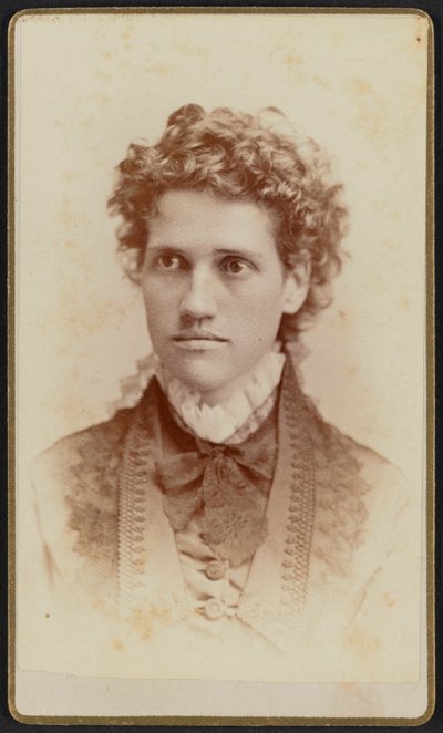 ミス・ジュリア・J・トーマスのカルト・ド・ビジットの肖像画。 1875年。 作： Jefferson Beardsley