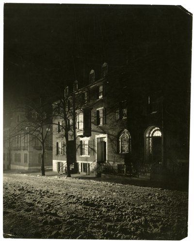 アメリカ・ボストン、チェスナット通り、1902-10年頃（ゼラチンシルバー写真 作： Jessie Tarbox Beals