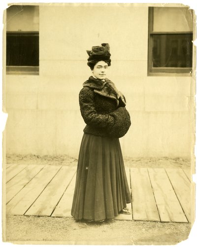 Ely Letson?Dr. Elizabeth Letson Bryan, c.1905-40 (ゼラチンシルバー写真) 作： Jessie Tarbox Beals