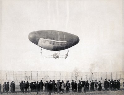 飛行中のフランソワ飛行船 1904年万国博覧会の運輸省より 作： Jessie Tarbox Beals
