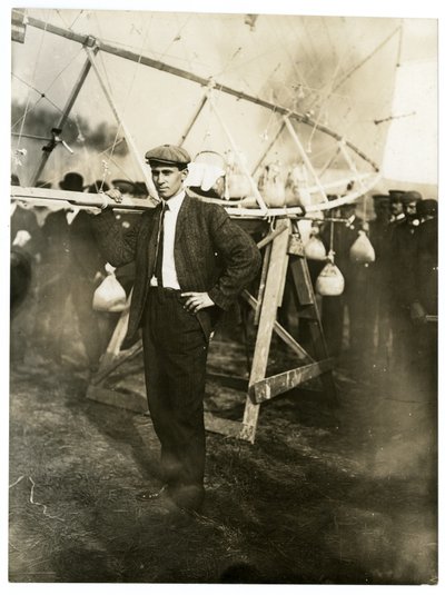 St.Louisでの少年の帽子 作： Jessie Tarbox Beals