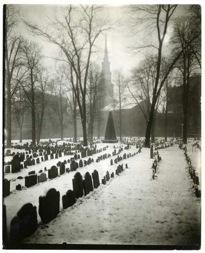 オールド・グラナリー埋葬地 アメリカ・ボストン 1902-10年頃（ゼラチンシルバー写真 作： Jessie Tarbox Beals