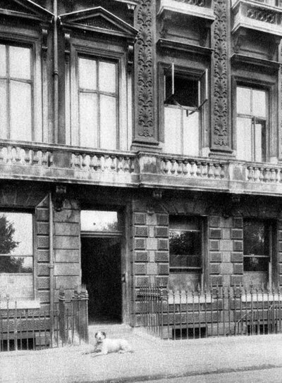 ザサベージクラブ、アデルフィテラス、ロンドン、1926-1927。 作： Joel