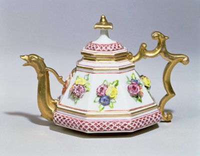 マイセン八角形ティーポット、1718年頃の磁器 作： Johann Friedrich Bottger