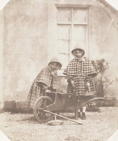 Elinor と Lucy Llewelyn、1853 年から 56 年。 作： John Dillwyn Llewelyn